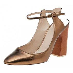 ISO (NOT FOR SALE) Gold or Bronze Chloe Slingback Pumps